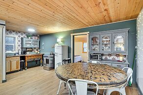 Hike, Ski & Explore: Rhododendron Forest Retreat!