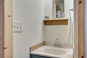 Hike, Ski & Explore: Rhododendron Forest Retreat!