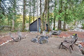 Hike, Ski & Explore: Rhododendron Forest Retreat!