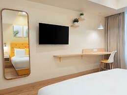 Bloom Hotel - DLF Road Gachibowli