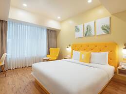 Bloom Hotel - DLF Road Gachibowli