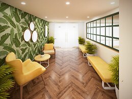 Bloom Hotel - DLF Road Gachibowli