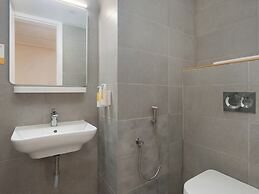 Bloom Hotel - DLF Road Gachibowli