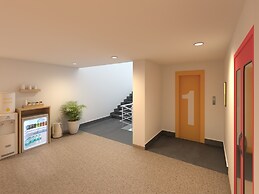 Bloom Hotel - DLF Road Gachibowli