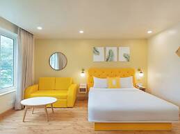Bloom Hotel - DLF Road Gachibowli