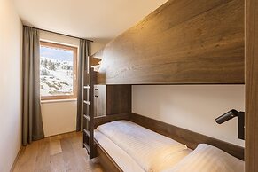 Superior Lodge With Balcony
