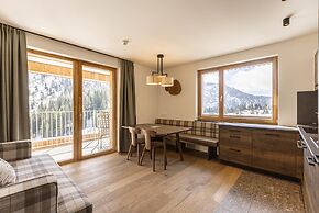 Superior Lodge With Balcony