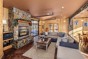 Riverside Loft Suite 1 Bedroom Home