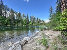 Riverside Loft Suite 1 Bedroom Home