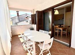 Charming Apartment With Garden