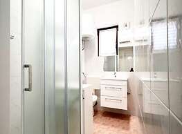 Charming Apartment With Garden