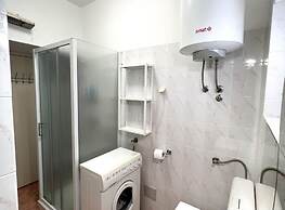 Charming Apartment With Garden