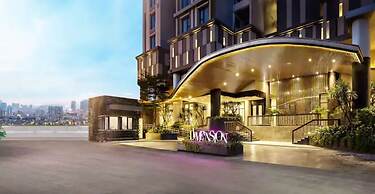 D1MENSION Luxury Apartment City Center