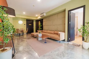 D1MENSION Luxury Apartment City Center