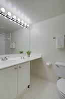 Convenient Apt Near Airport