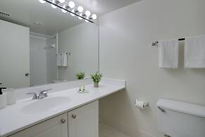 Convenient Apt Near Airport