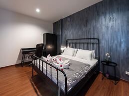 The City Yaowarat Hostel