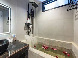 The City Yaowarat Hostel