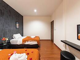 The City Yaowarat Hostel