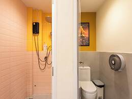 The City Yaowarat Hostel