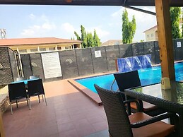 Class Suites Hotel and Apartment