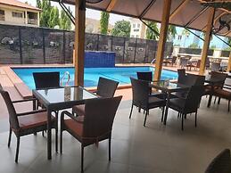 Class Suites Hotel and Apartment