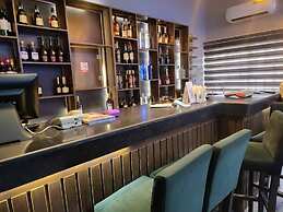 Class Suites Hotel and Apartment