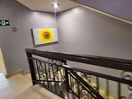 Class Suites Hotel and Apartment