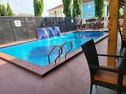 Class Suites Hotel and Apartment