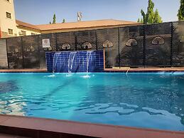 Class Suites Hotel and Apartment