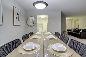 Modern Apt Near Airport & Metro