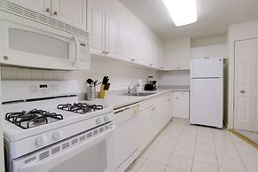 Modern Apt Near Airport & Metro