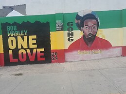 Blue Turquoise Sea Villa