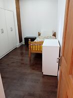 Luton Excellent 1 bed Apartment With Living Room