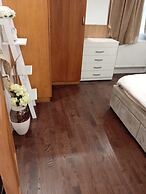 Luton Excellent 1 bed Apartment With Living Room