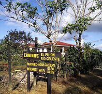 Cabinas El Pilon Rio Celeste