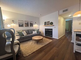 Tennessee Honey Getaway w/ Pool!