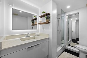 Enjoy a Cozy Stay in Miami House