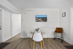 Enjoy a Cozy Stay in Miami House