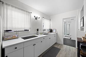 Enjoy a Cozy Stay in Miami House