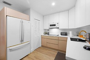 Enjoy a Cozy Stay in Miami House