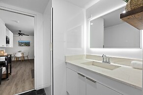 Enjoy a Cozy Stay in Miami House