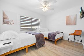 Enjoy a Cozy Stay in Miami House