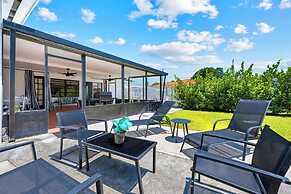 Enjoy a Cozy Stay in Miami House