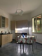 Smiles & Sunsets - Mrs Habana