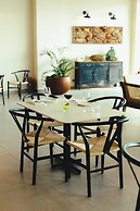 Loxwood Apartment