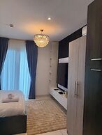 Loxwood Apartment