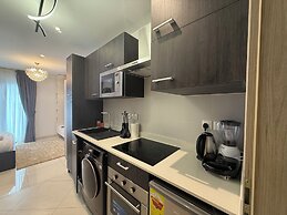 Loxwood Apartment