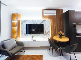 Loxwood Apartment