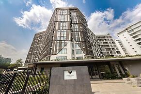Loxwood Apartment